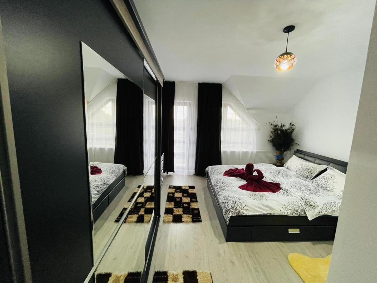 Pensiunea Casa Mădă Baia de Fier Exterior foto